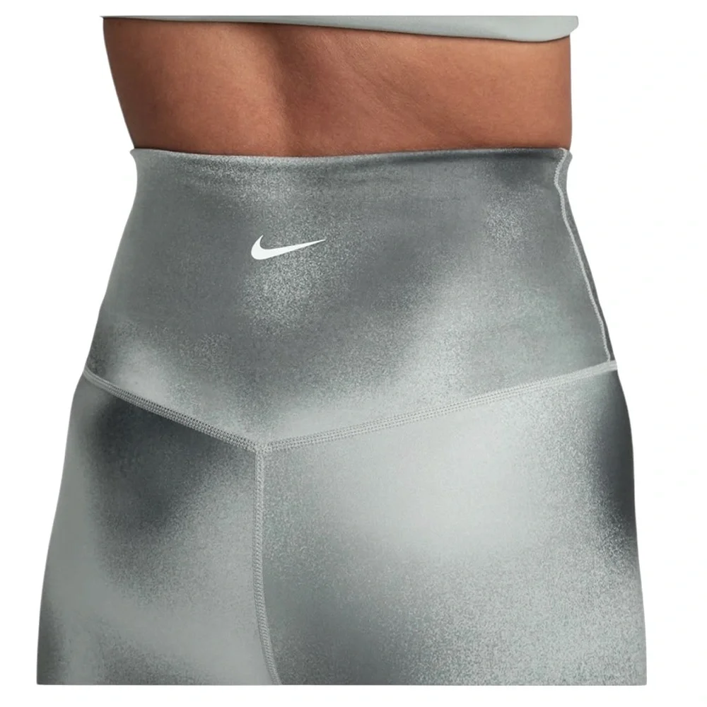 Women’s Nike One Black and Gray full length leggings NWT Small